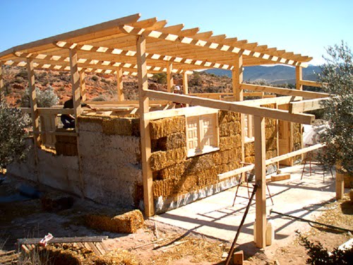 equipo aparejador - Arquitectos Técnicos - Balas de paja 03 equipo aparejador - Arquitectos Técnicos - Balas de paja 03