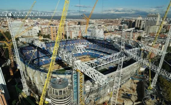 Grúas obras de construcción Arquitecto Técnico Madrid 4