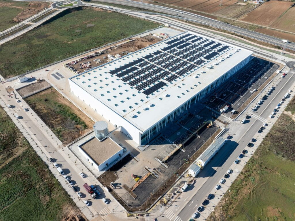 Nave Gigafactoría Electrolizadores Guadalajara. Dirección de Obra Arquitecto Técnico. Imágenes del proceso constructivo.